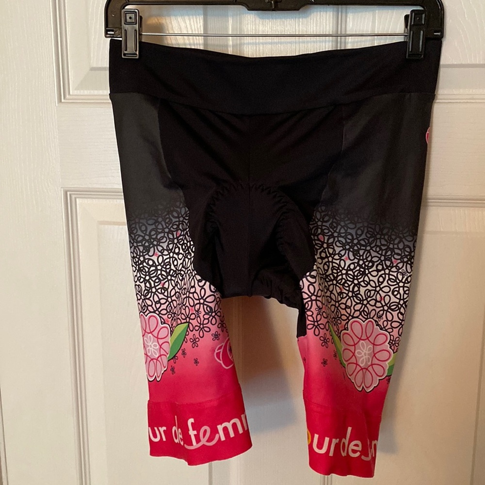 Cycling shorts